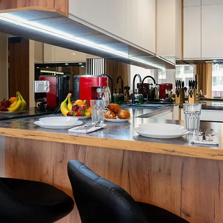 Ekskluzywny + Garaz * كراكوفيا