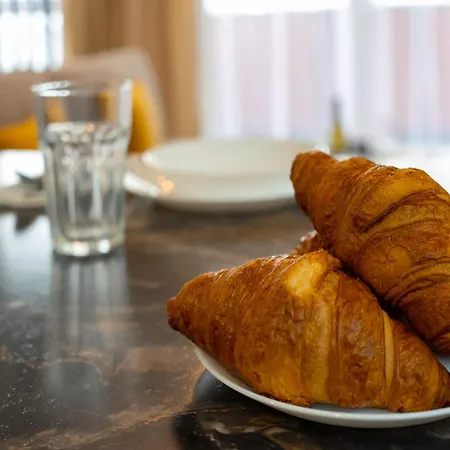 Ekskluzywny + Garaz كراكوفيا