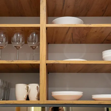 Ekskluzywny + Garaz *