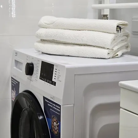 Ekskluzywny + Garaz *